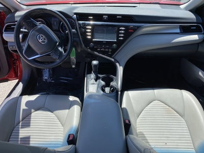 2020 Toyota Camry SE