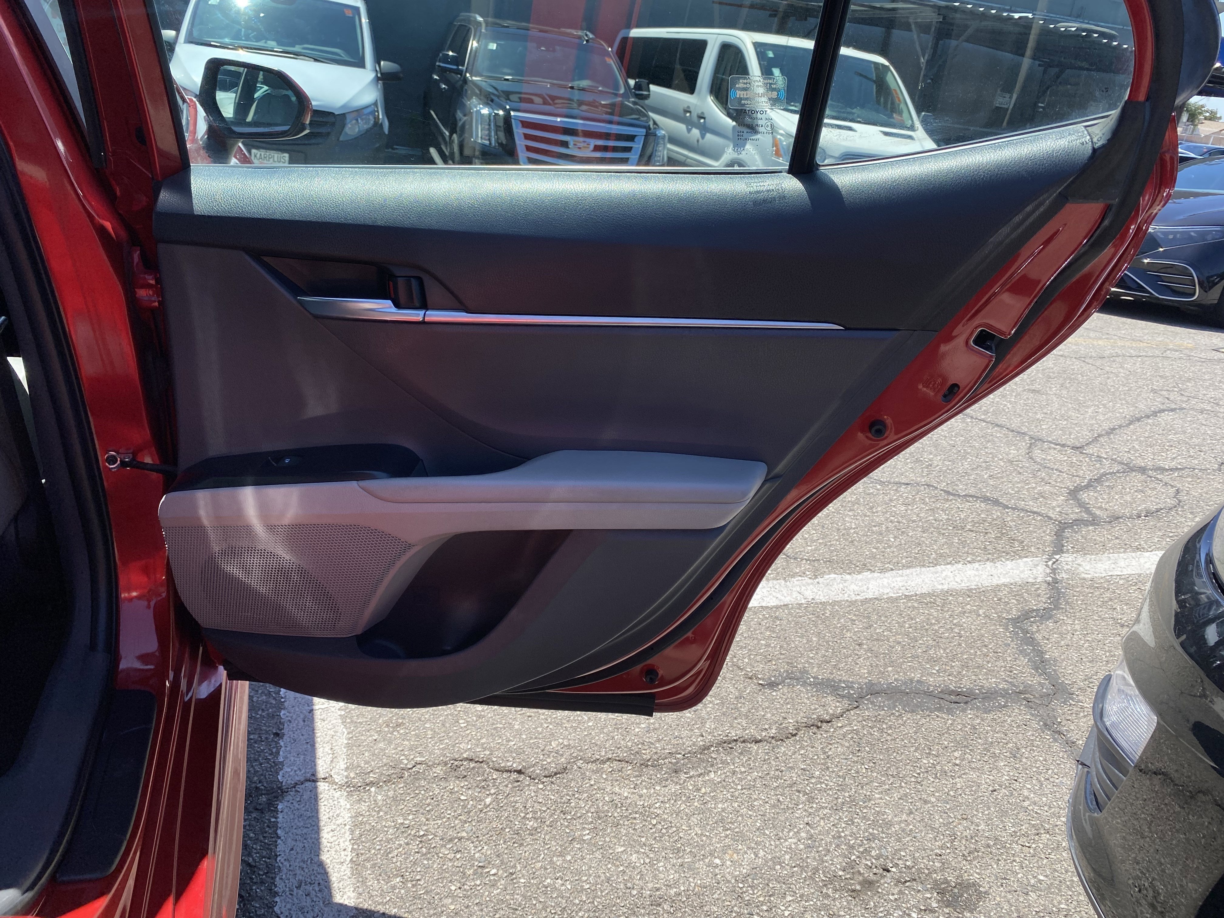 2020 Toyota Camry SE