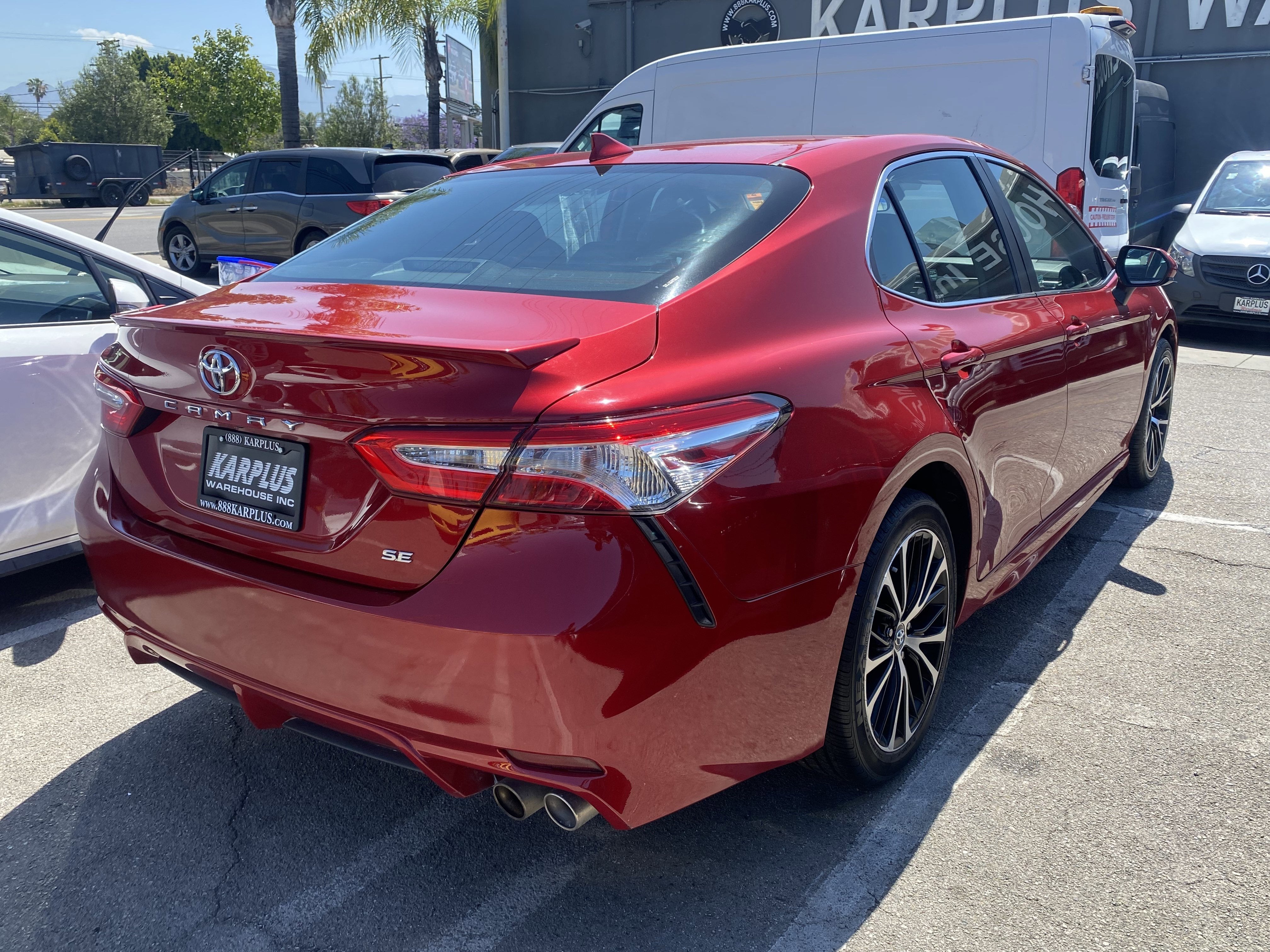 2020 Toyota Camry SE