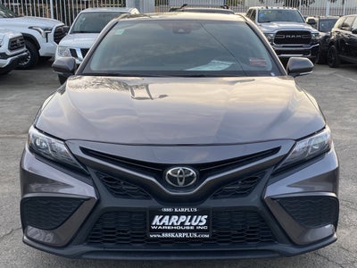 2022 Toyota Camry SE