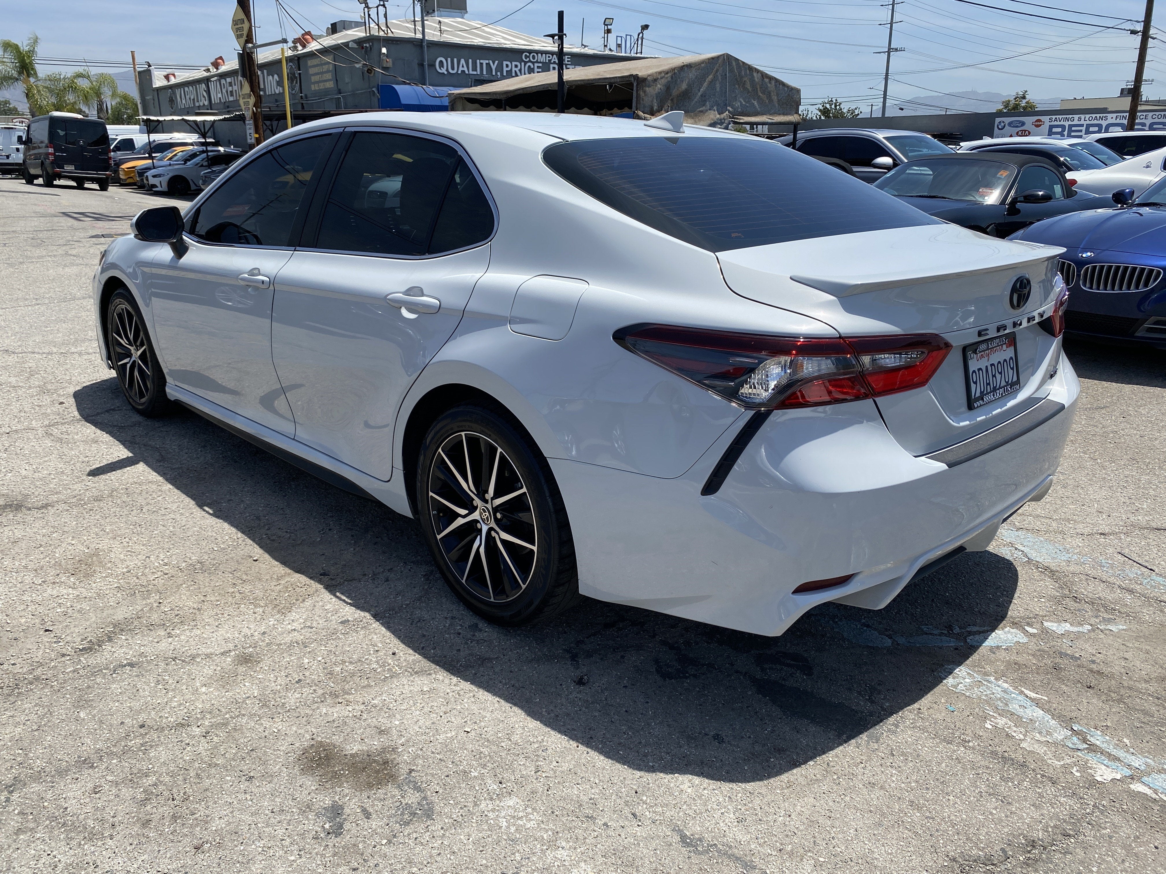2023 Toyota Camry SE