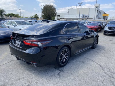 2024 Toyota Camry SE