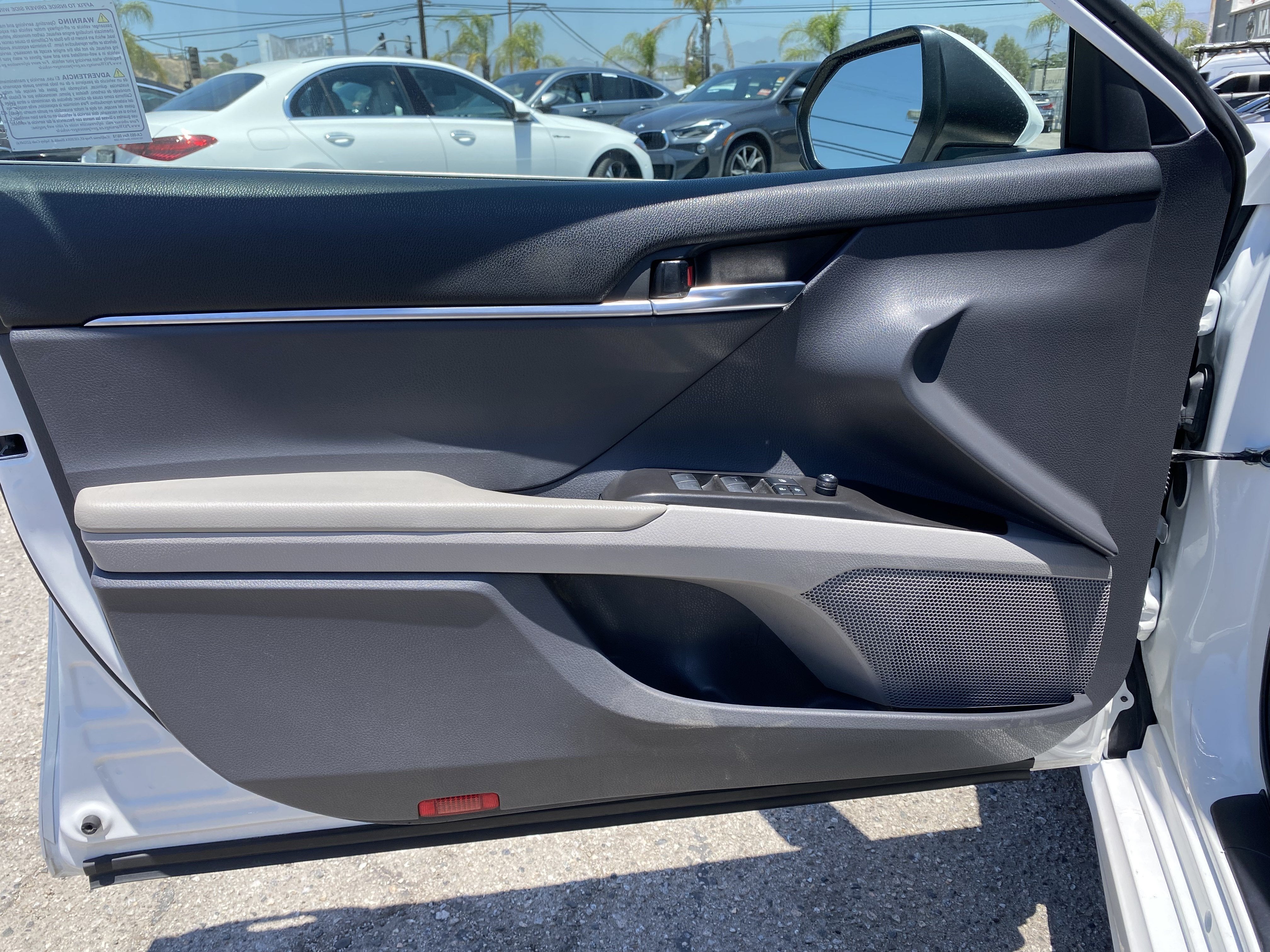 2021 Toyota Camry Hybrid SE
