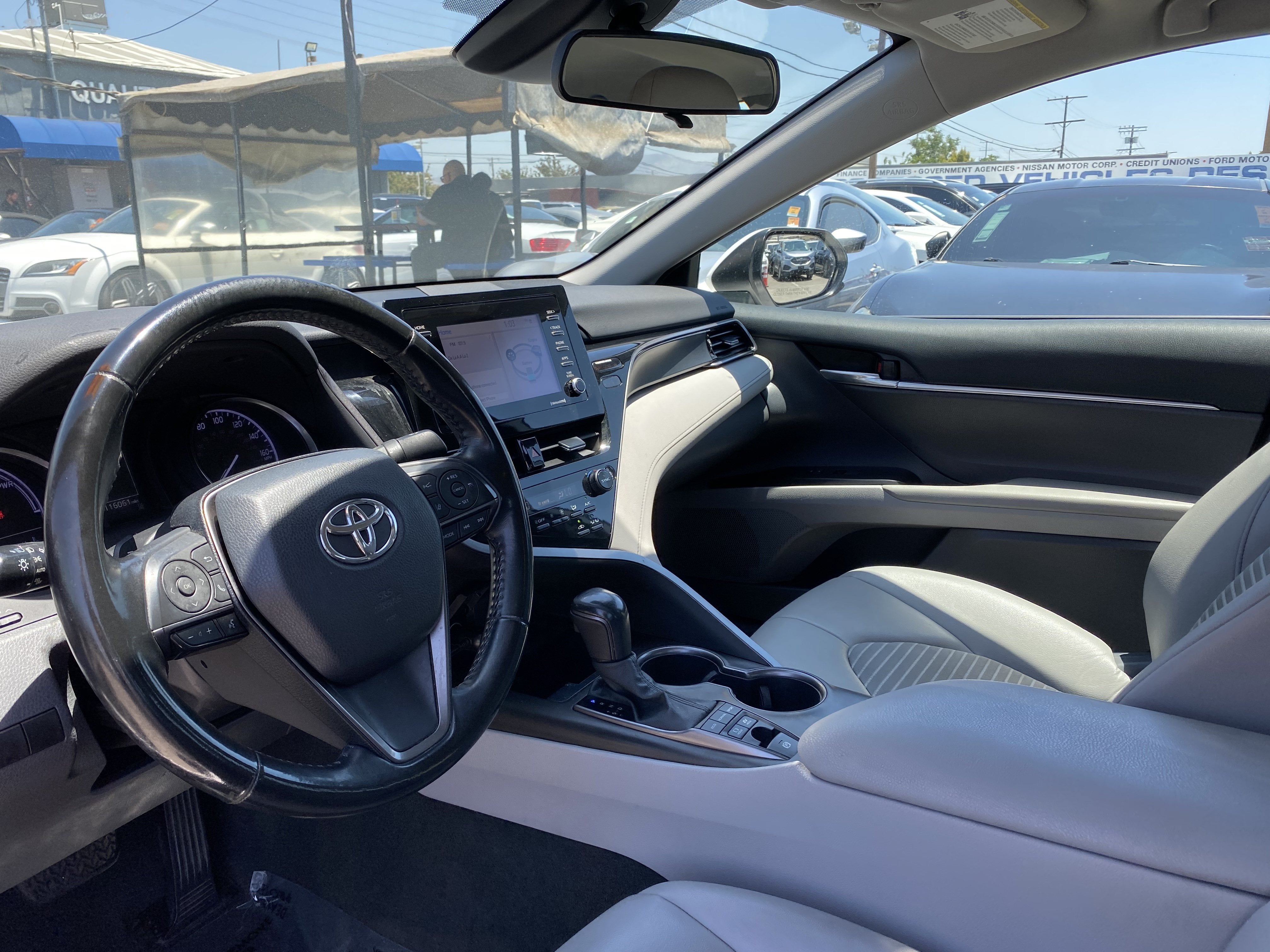 2021 Toyota Camry Hybrid SE