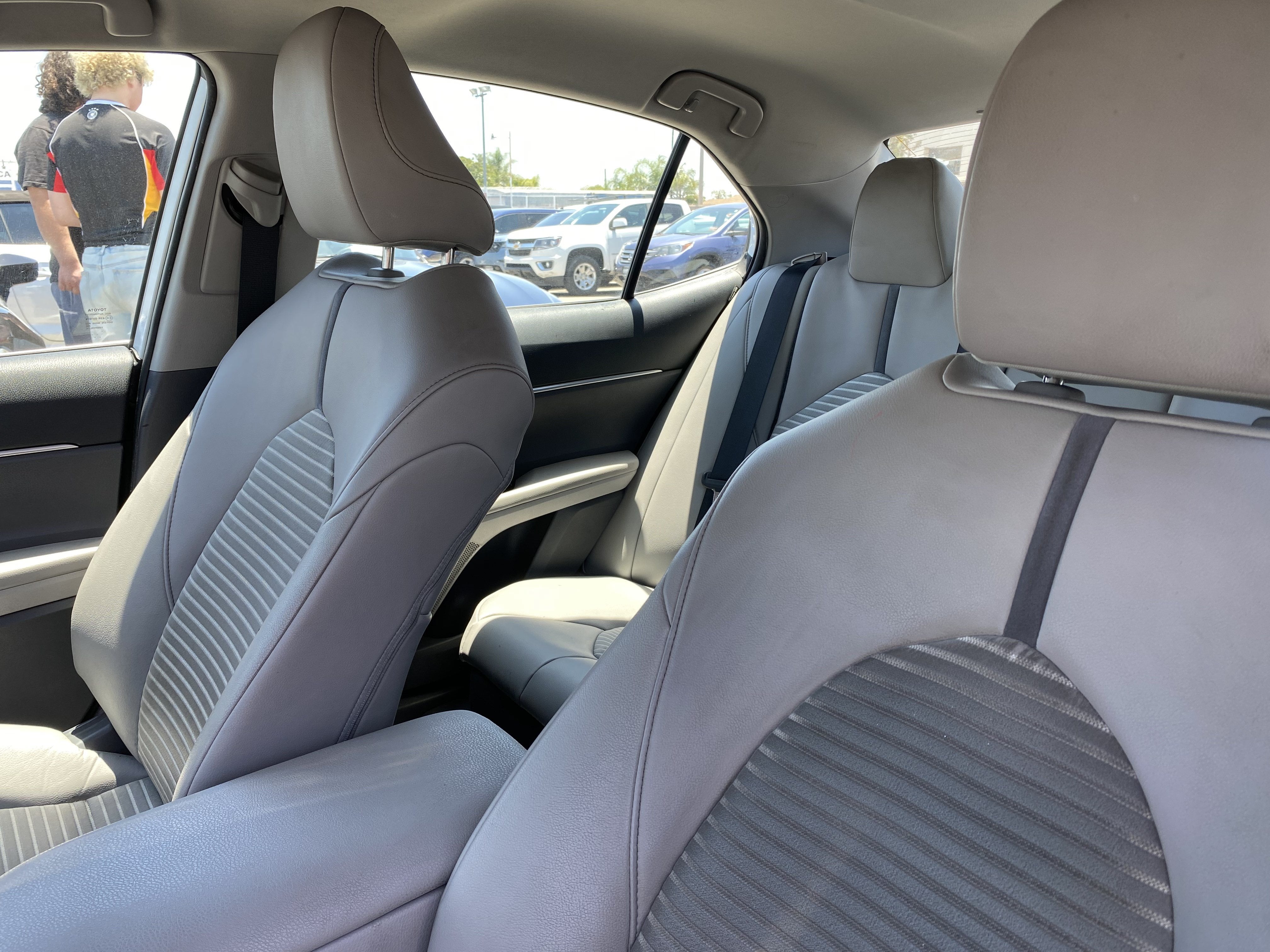 2021 Toyota Camry Hybrid SE