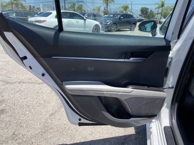2021 Toyota Camry Hybrid SE