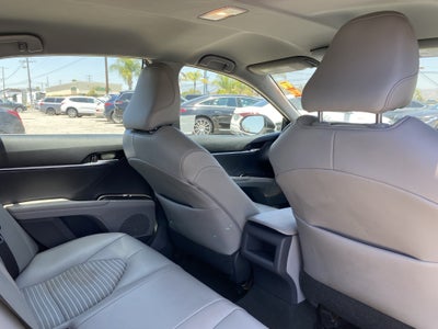2021 Toyota Camry Hybrid SE