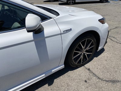 2021 Toyota Camry Hybrid SE