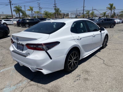 2021 Toyota Camry Hybrid SE