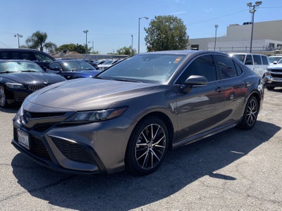 2022 Toyota Camry HYBRID SE CVT