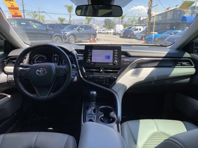 2022 Toyota Camry HYBRID SE CVT