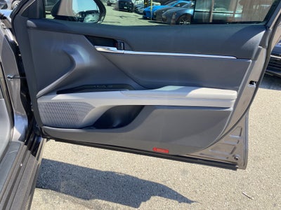 2022 Toyota Camry HYBRID SE CVT