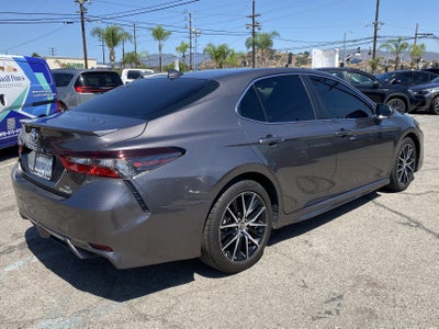 2022 Toyota Camry HYBRID SE CVT