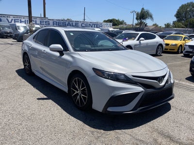 2022 Toyota Camry SE