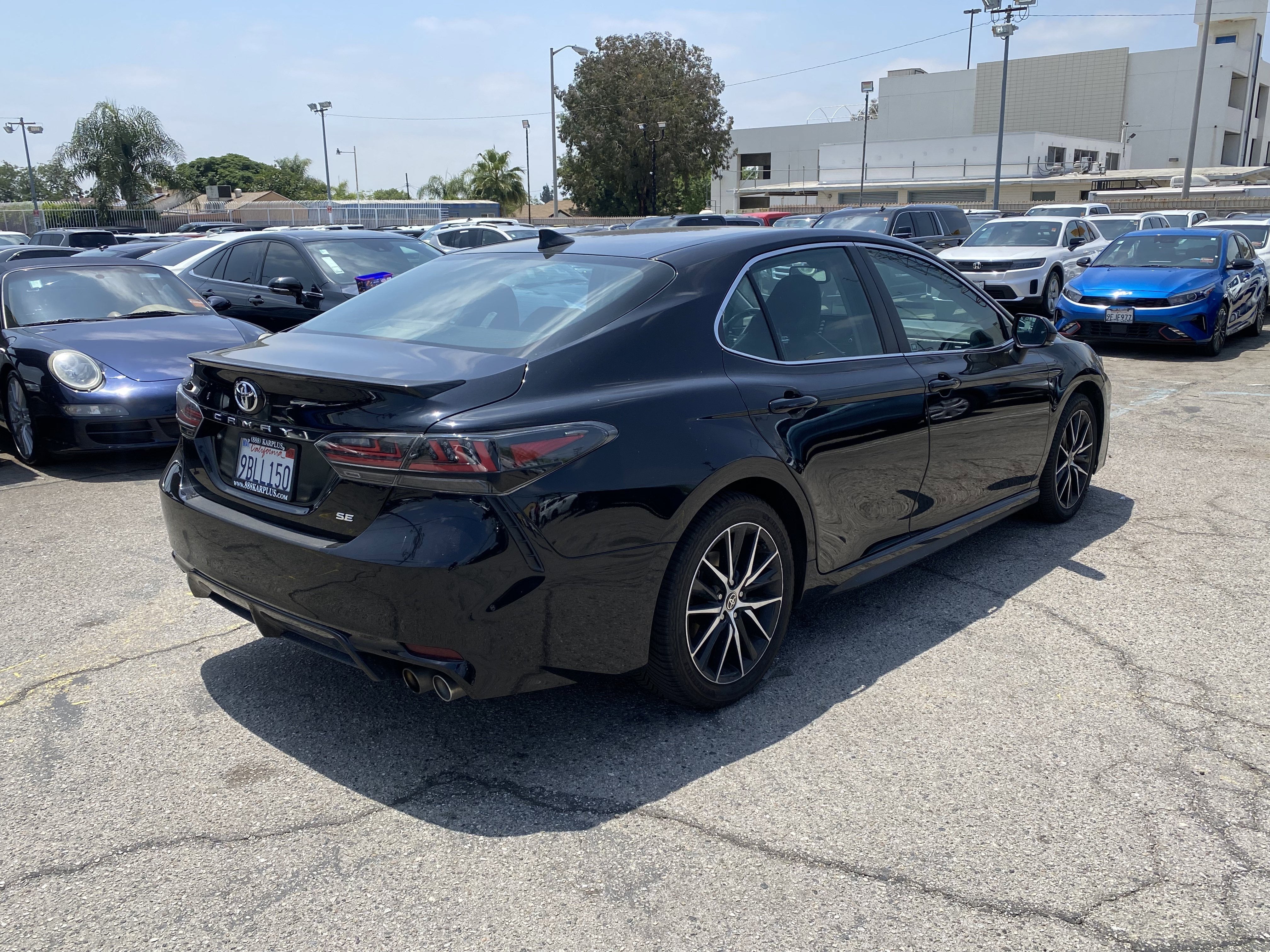 2022 Toyota Camry SE