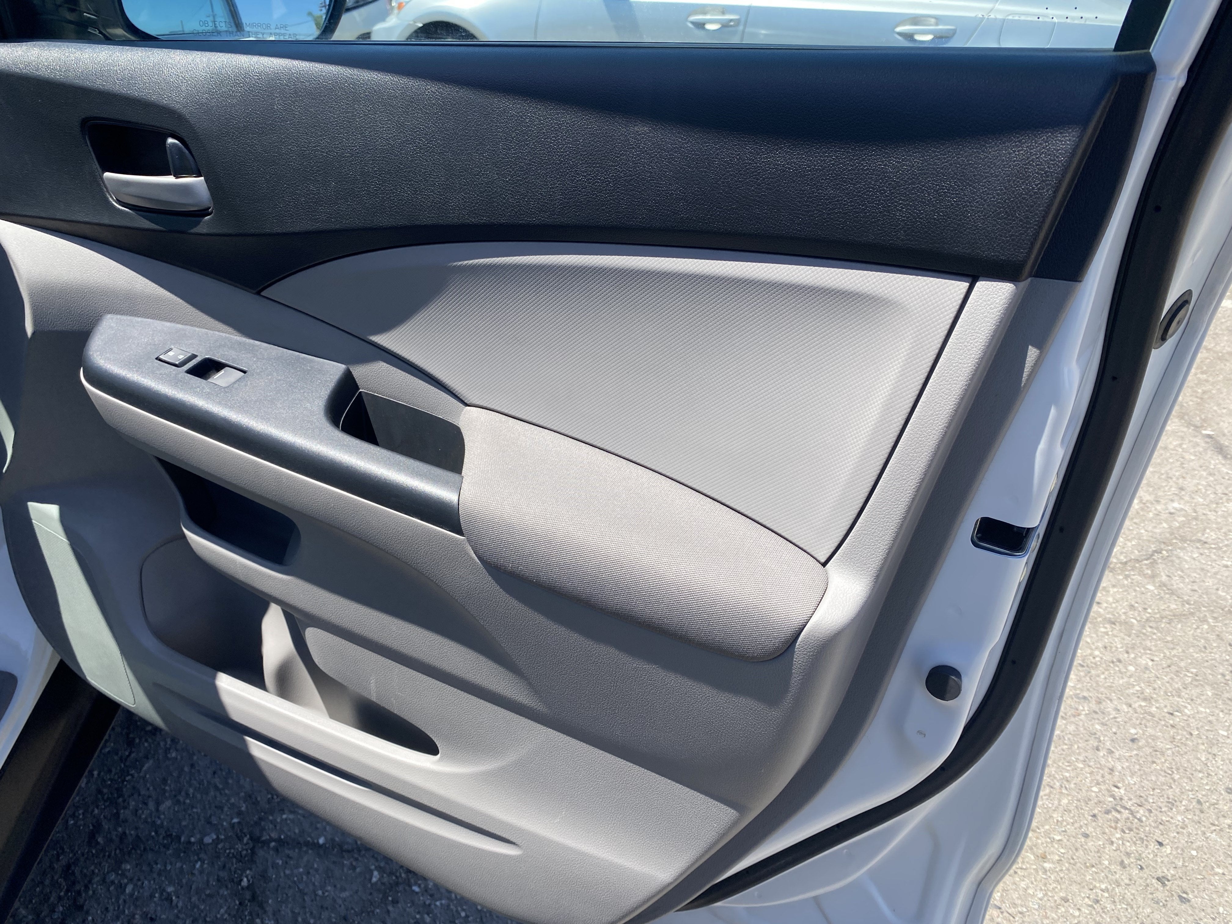 2014 Honda CR-V 2WD 5DR LX
