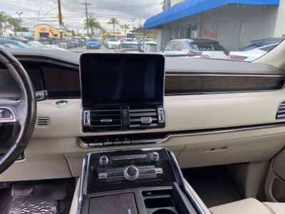 2019 Lincoln Navigator Select