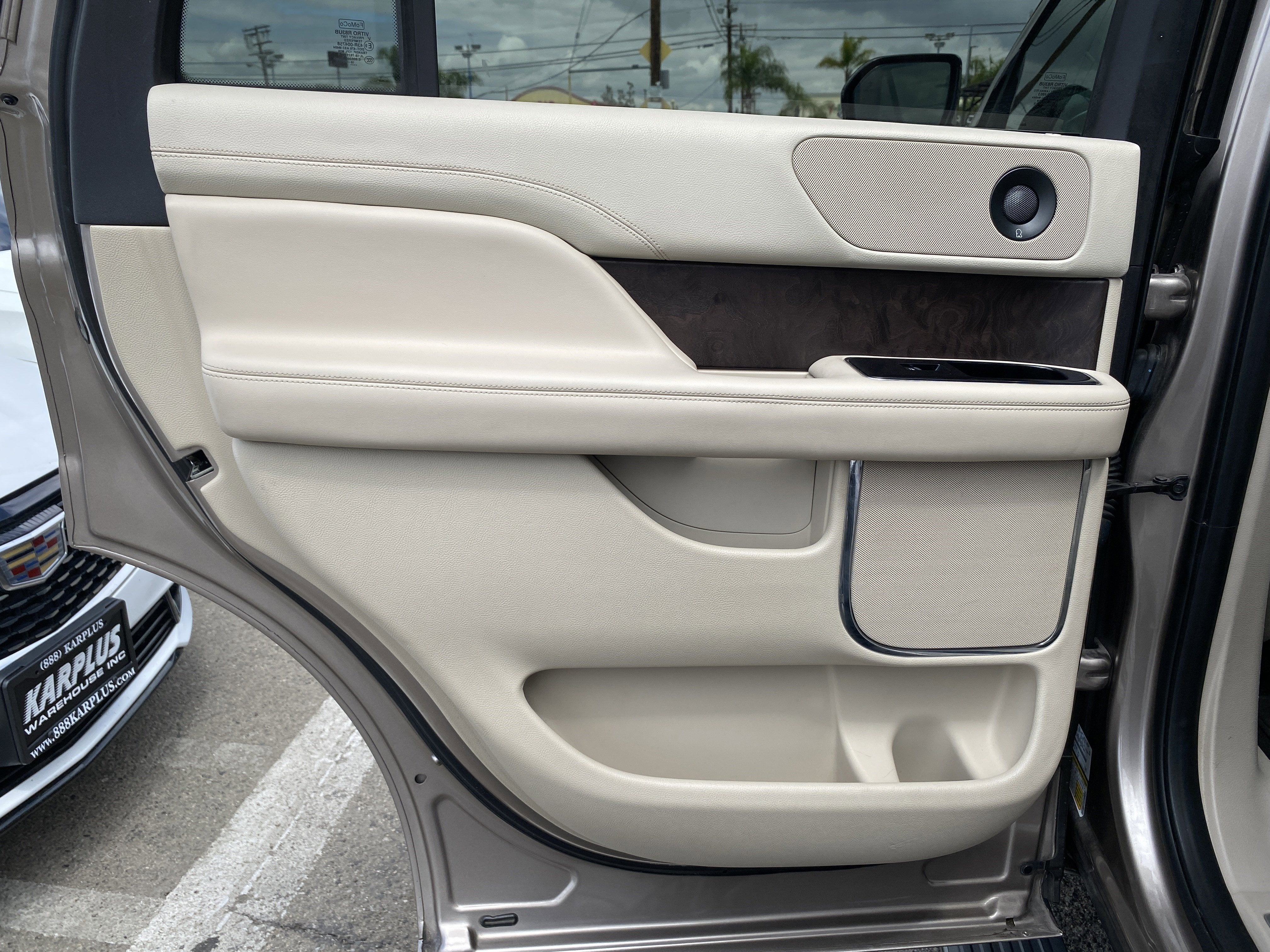 2019 Lincoln Navigator Select