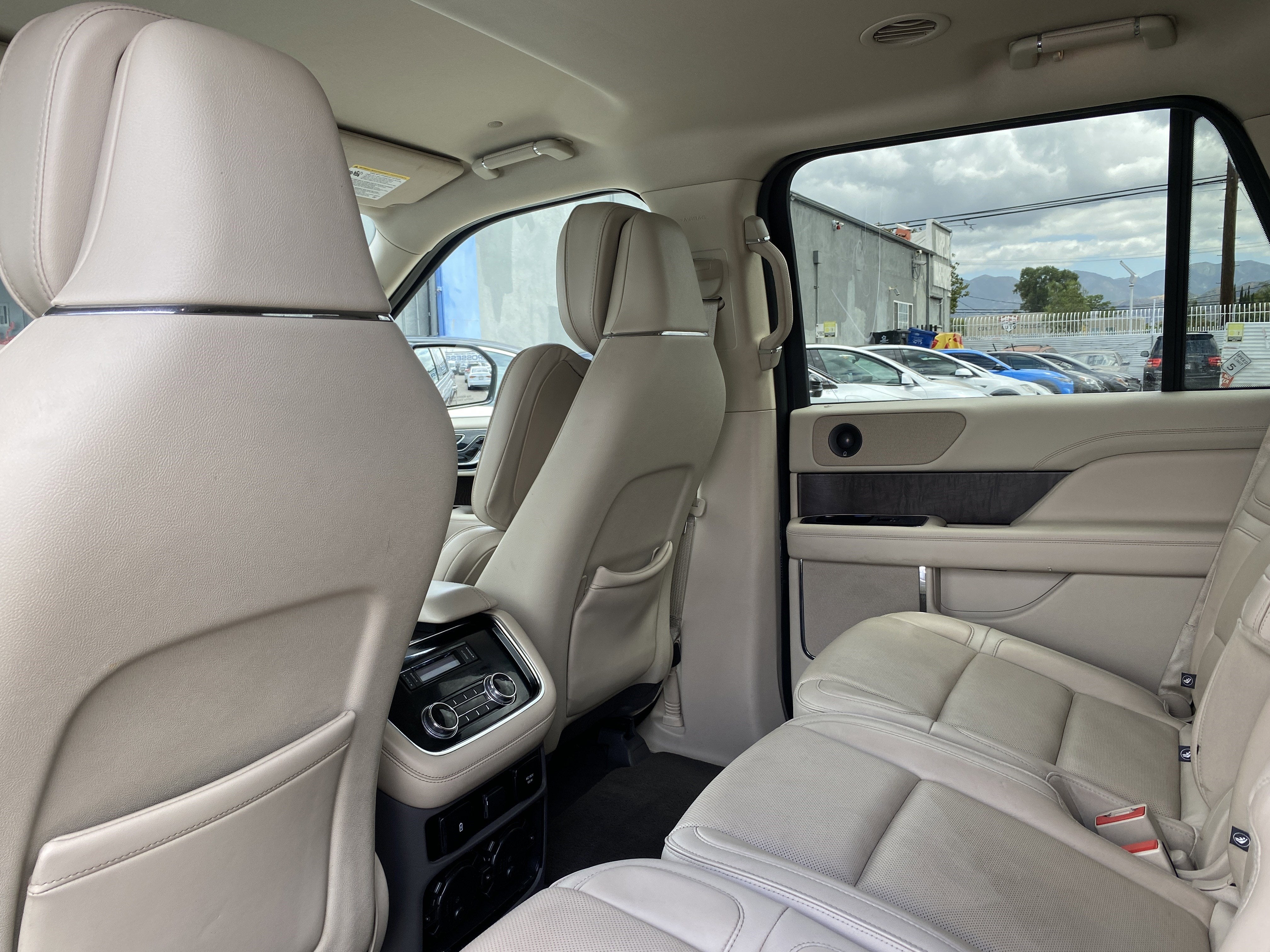 2019 Lincoln Navigator Select