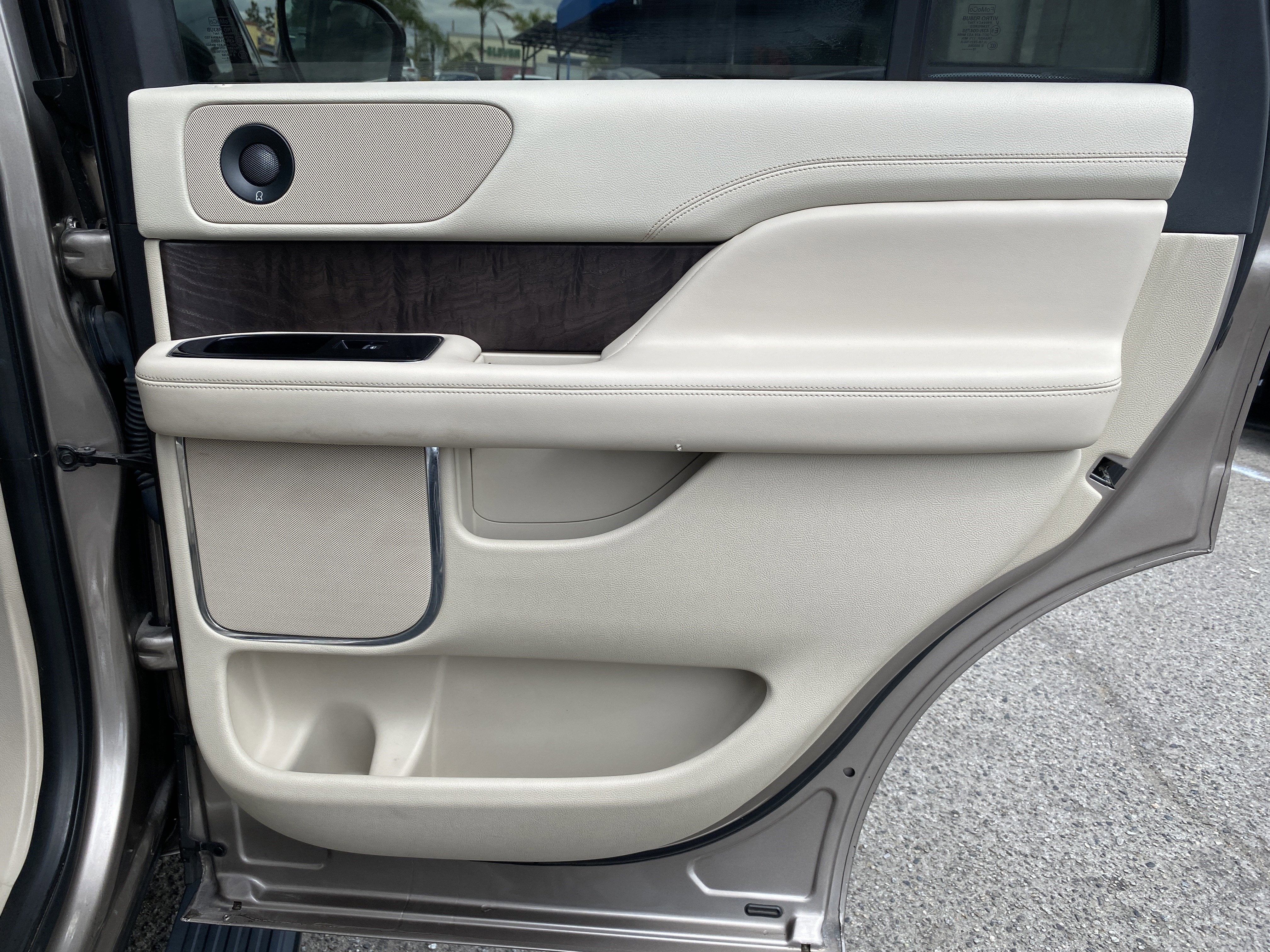 2019 Lincoln Navigator Select