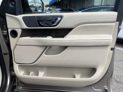 2019 Lincoln Navigator Select