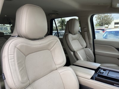 2019 Lincoln Navigator Select