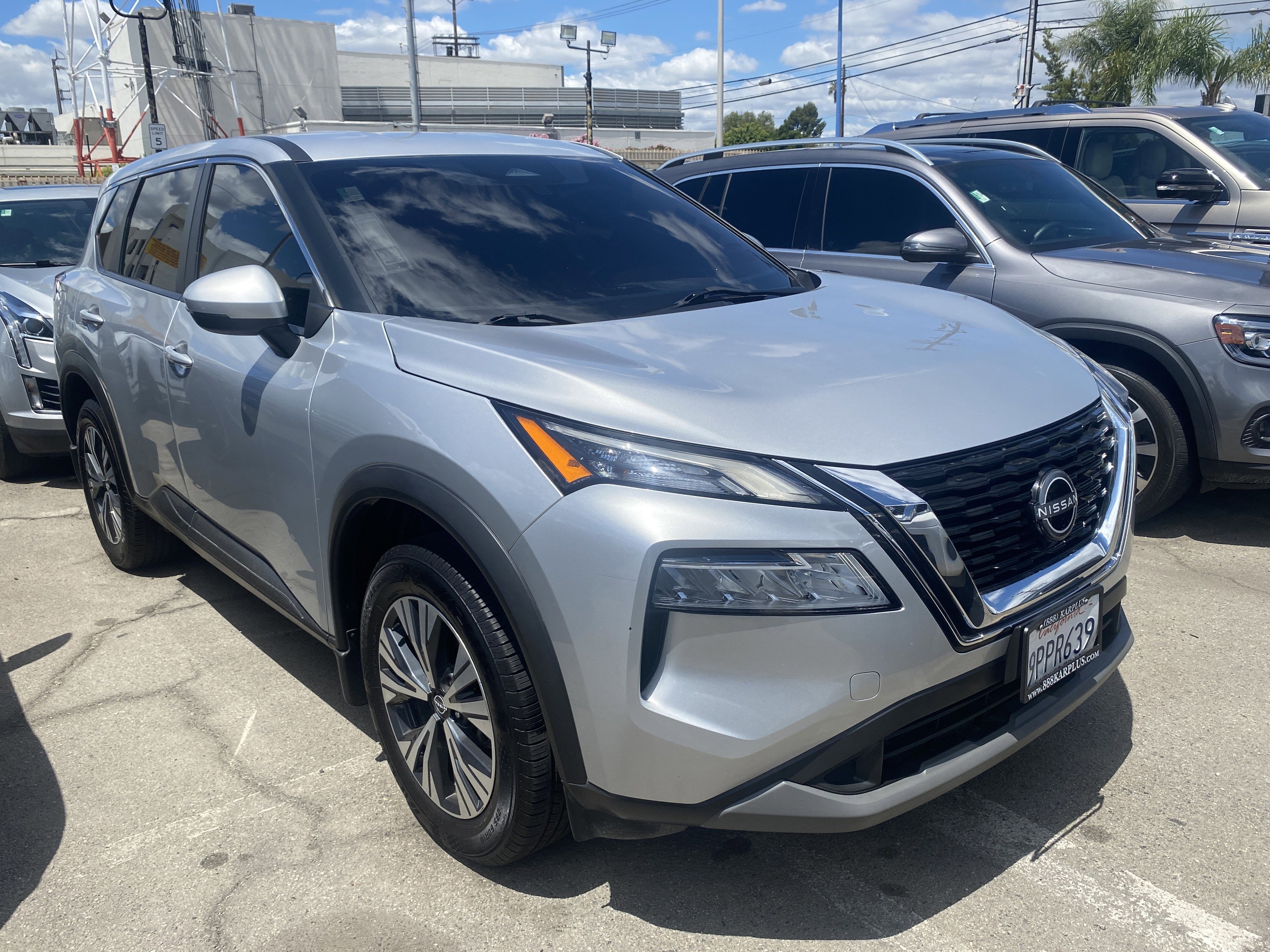 2022 Nissan Rogue SV