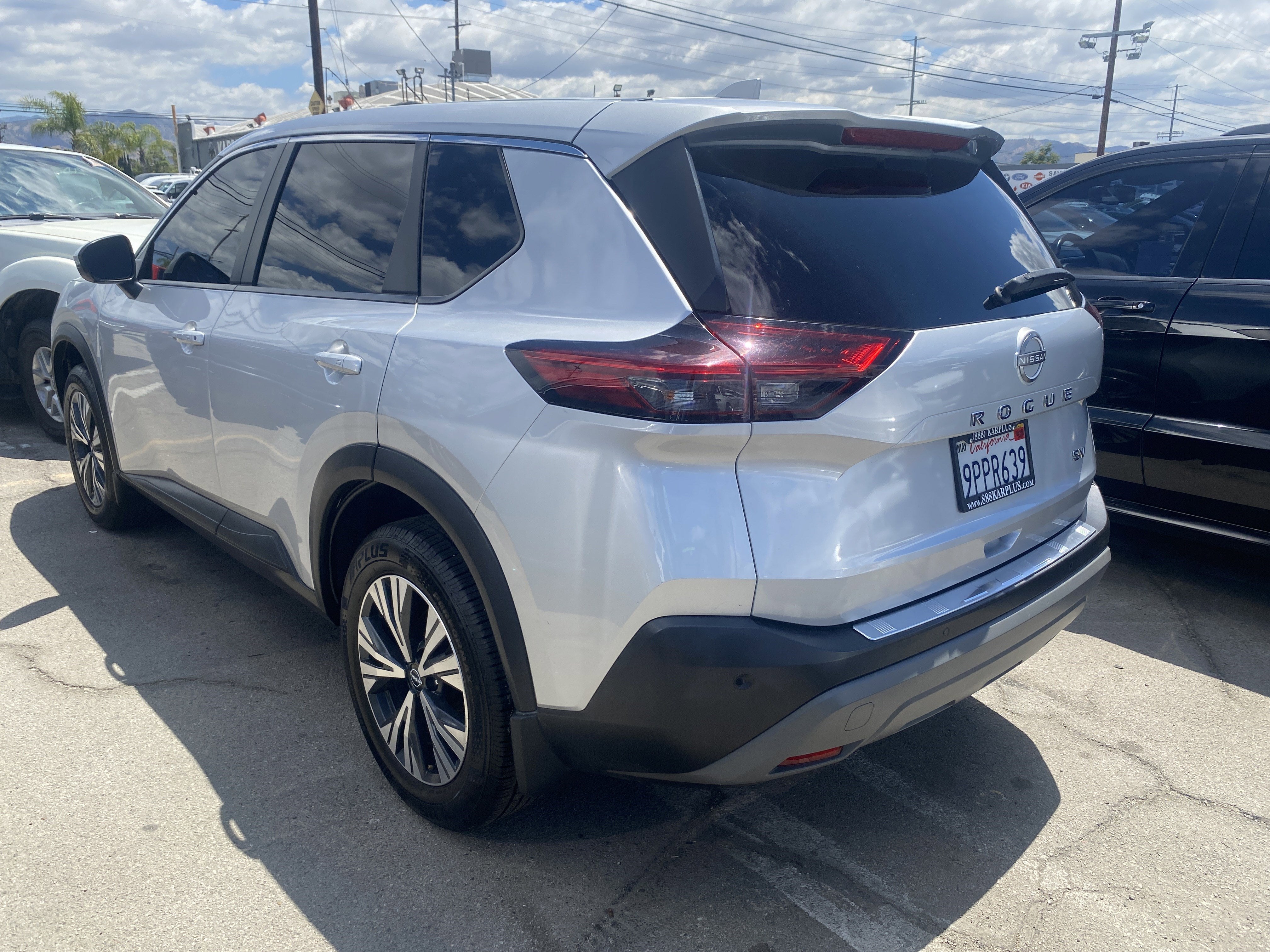 2022 Nissan Rogue SV