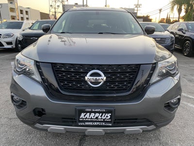 2020 Nissan Pathfinder SV