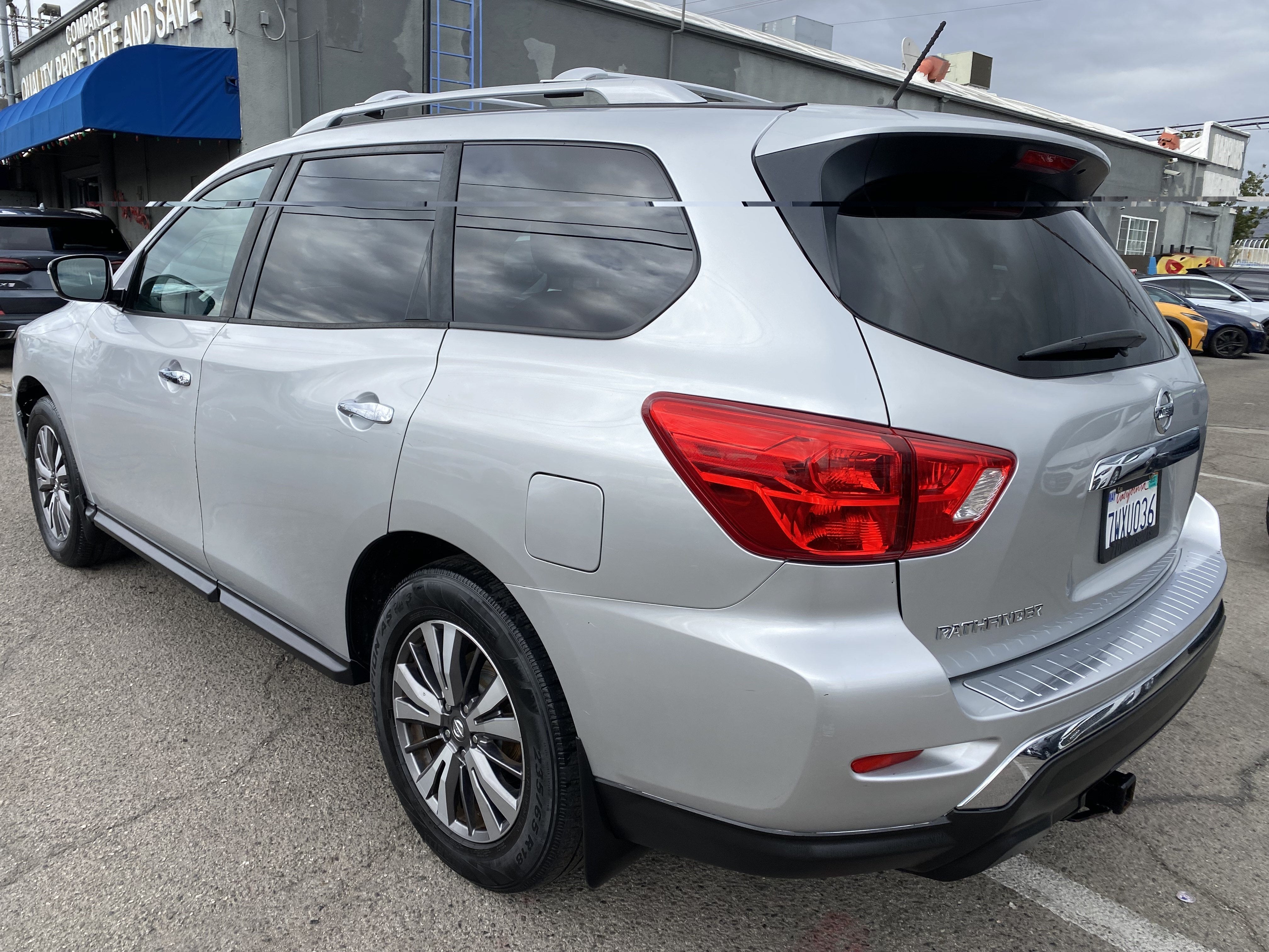2017 Nissan Pathfinder FWD S