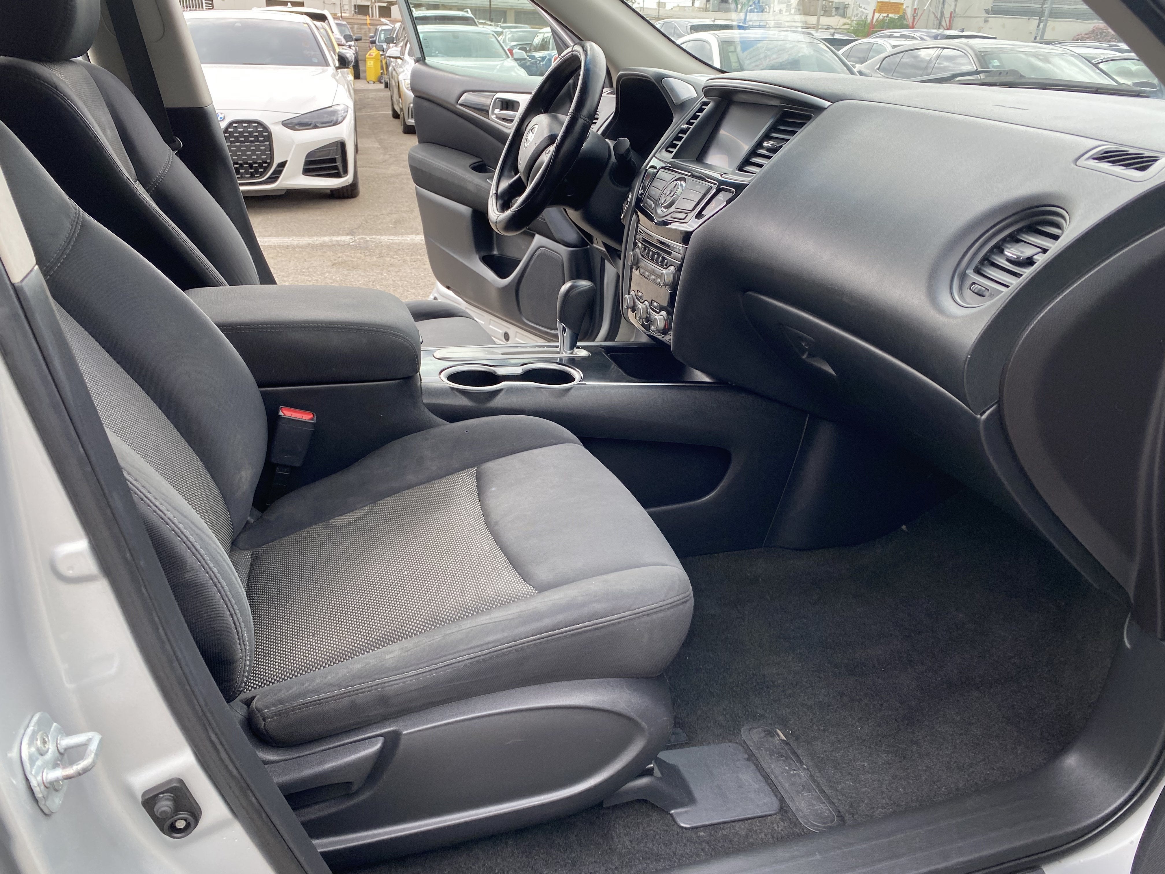 2017 Nissan Pathfinder FWD S