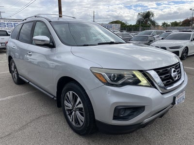 2017 Nissan Pathfinder FWD S