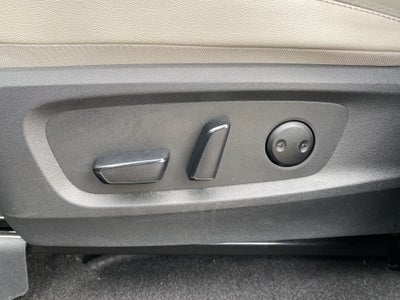 2023 Nissan Pathfinder SL 2WD