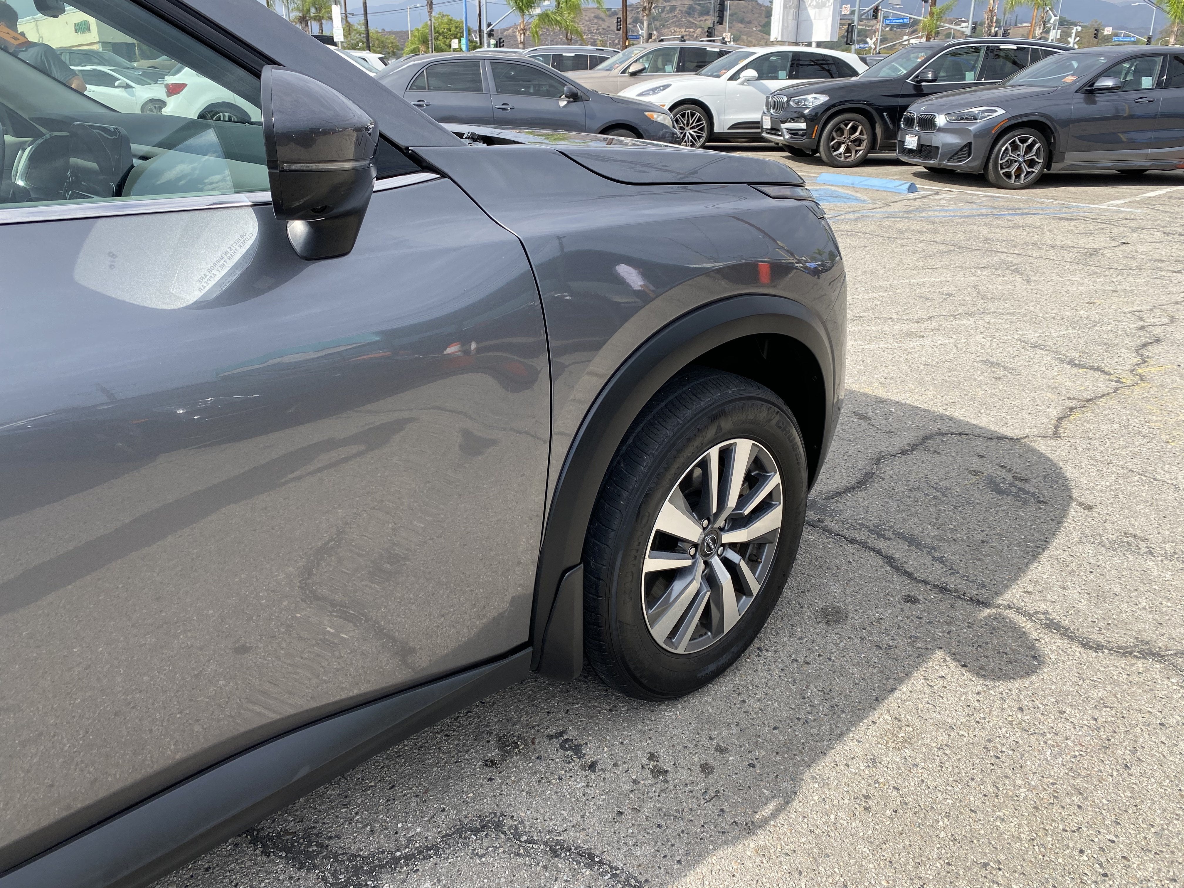 2023 Nissan Pathfinder SL 2WD
