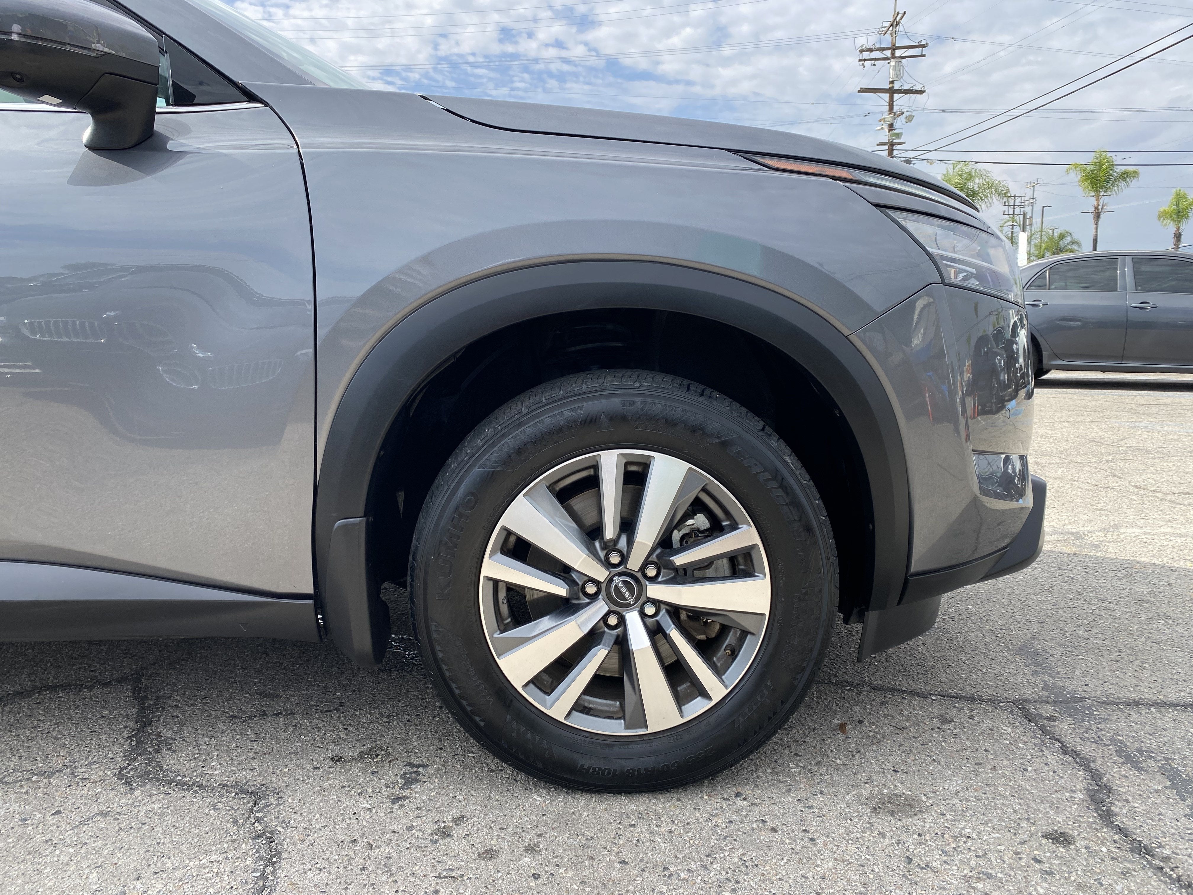2023 Nissan Pathfinder SL 2WD