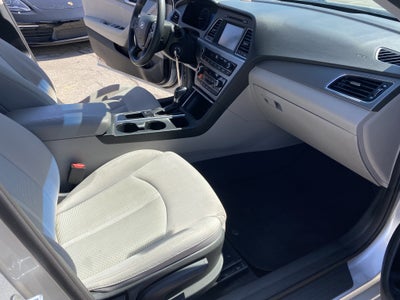 2016 Hyundai Sonata 2.4L SE