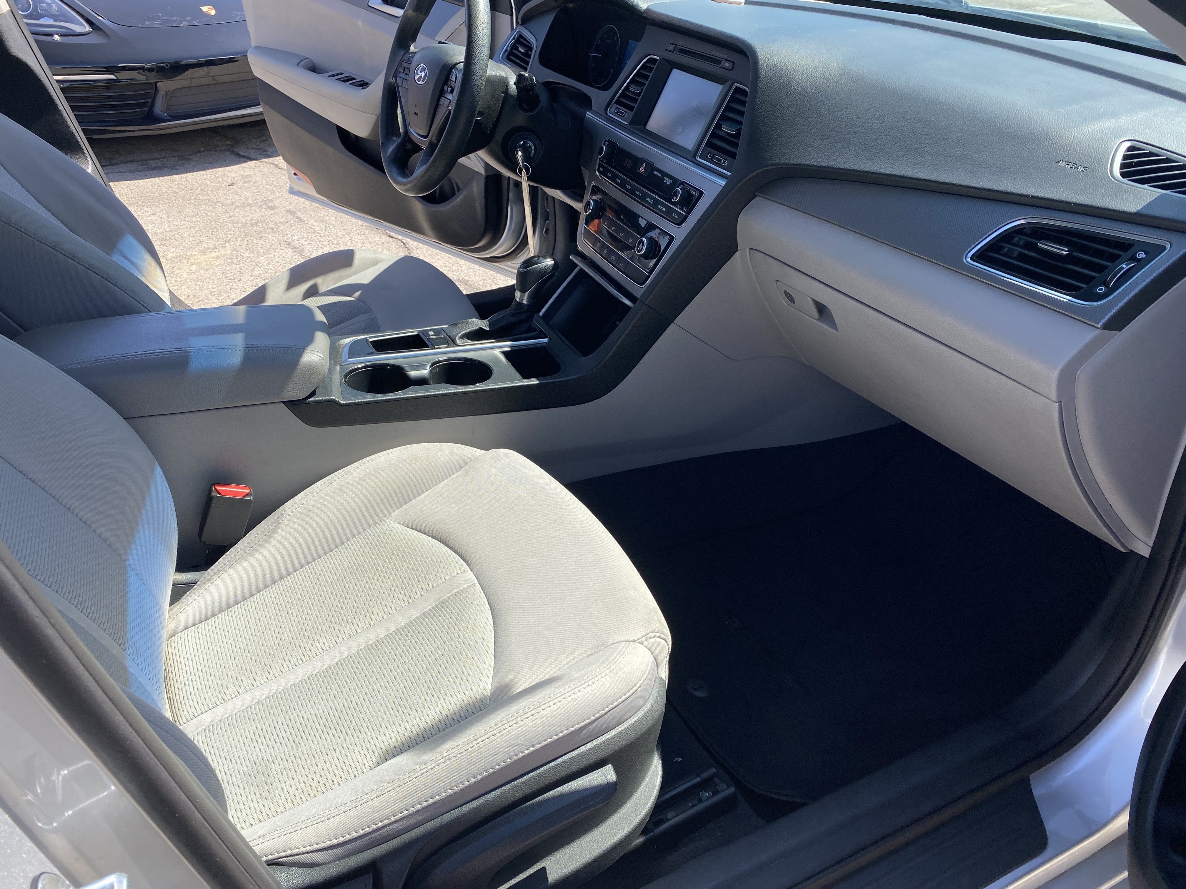 2016 Hyundai Sonata 2.4L SE