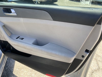 2016 Hyundai Sonata 2.4L SE