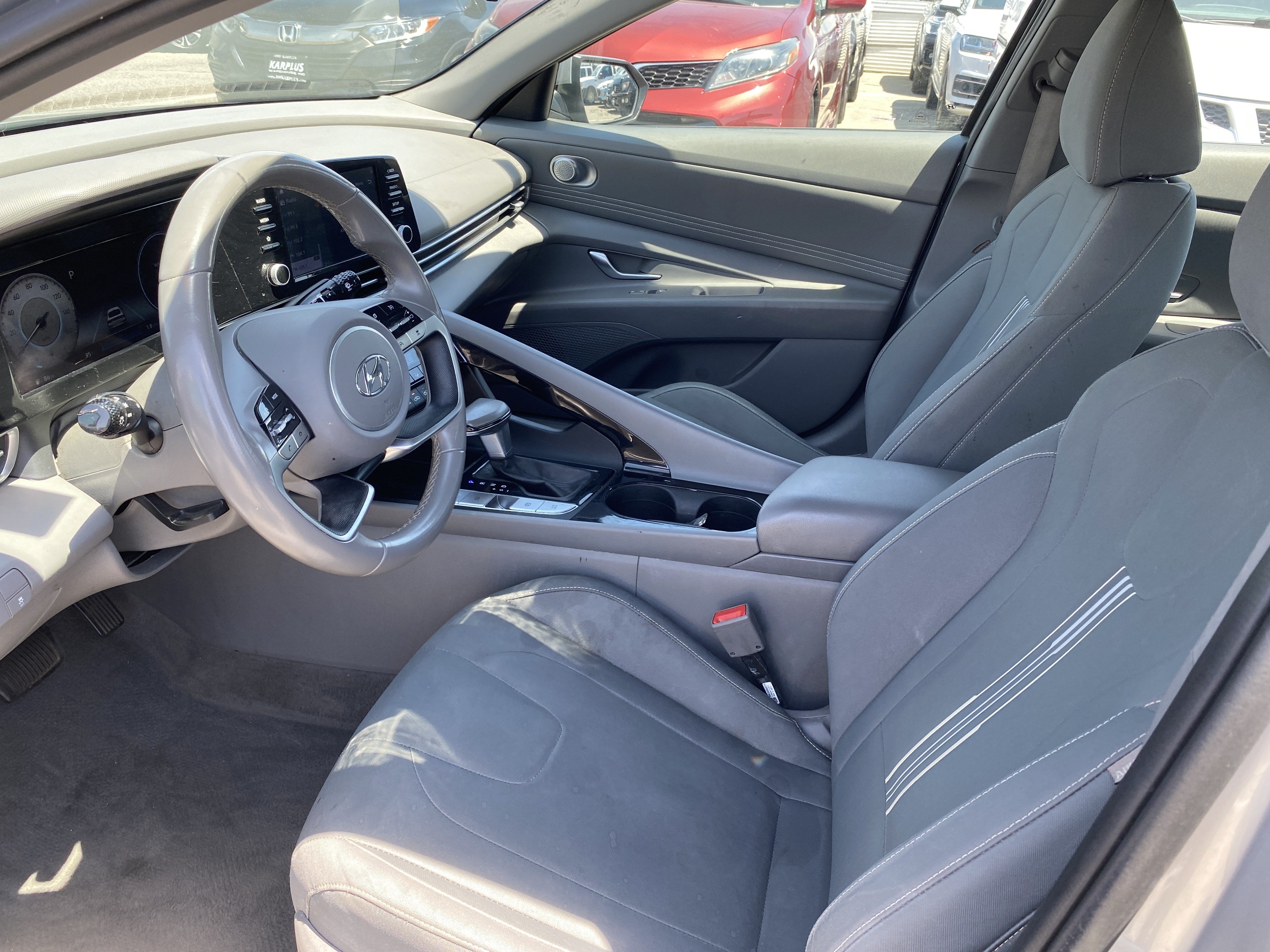 2022 Hyundai Elantra SEL