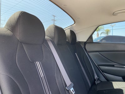 2022 Hyundai Elantra SEL