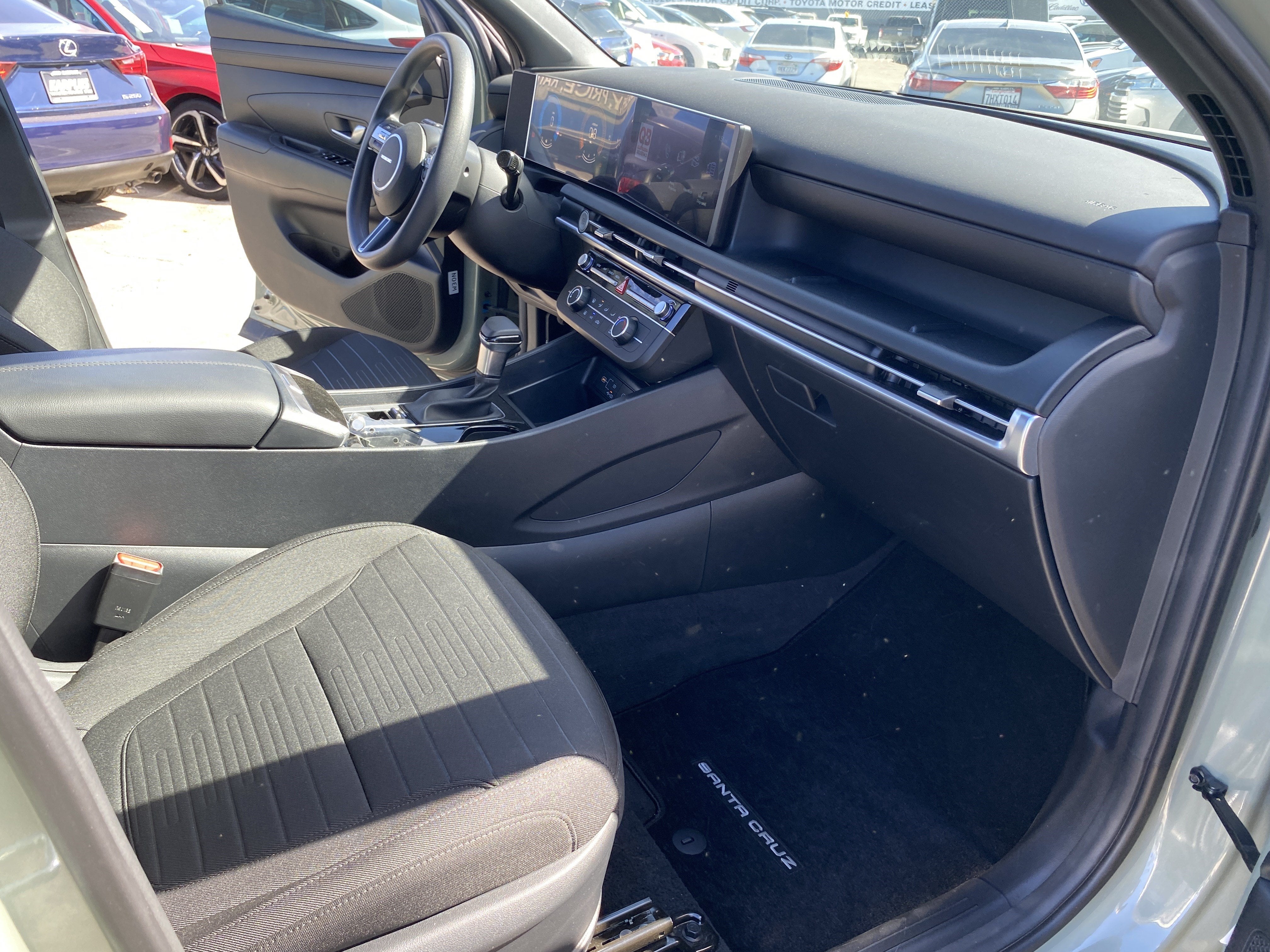 2026 Hyundai Santa Cruz SE FWD