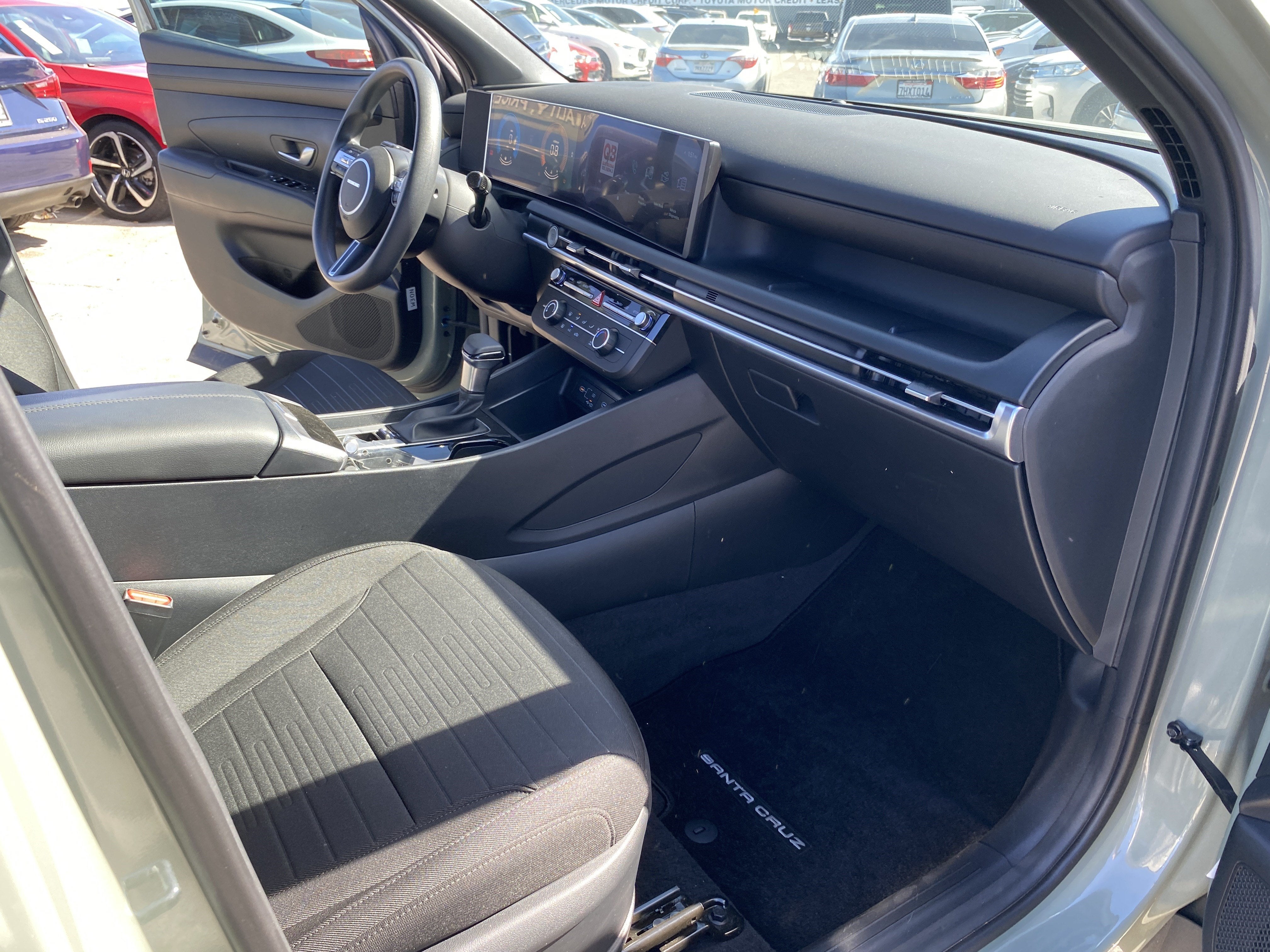 2026 Hyundai Santa Cruz SE FWD