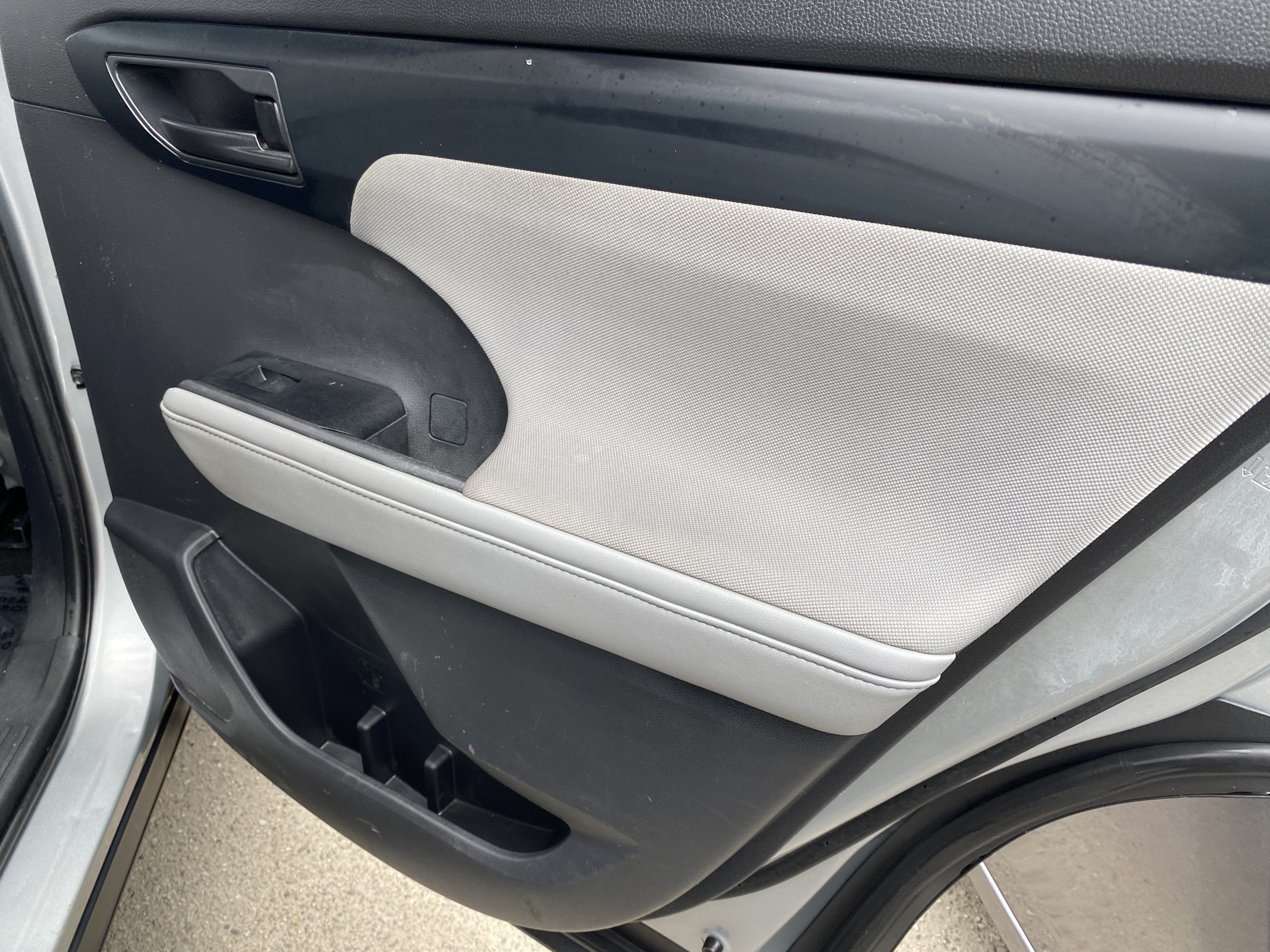 2020 Toyota Highlander L
