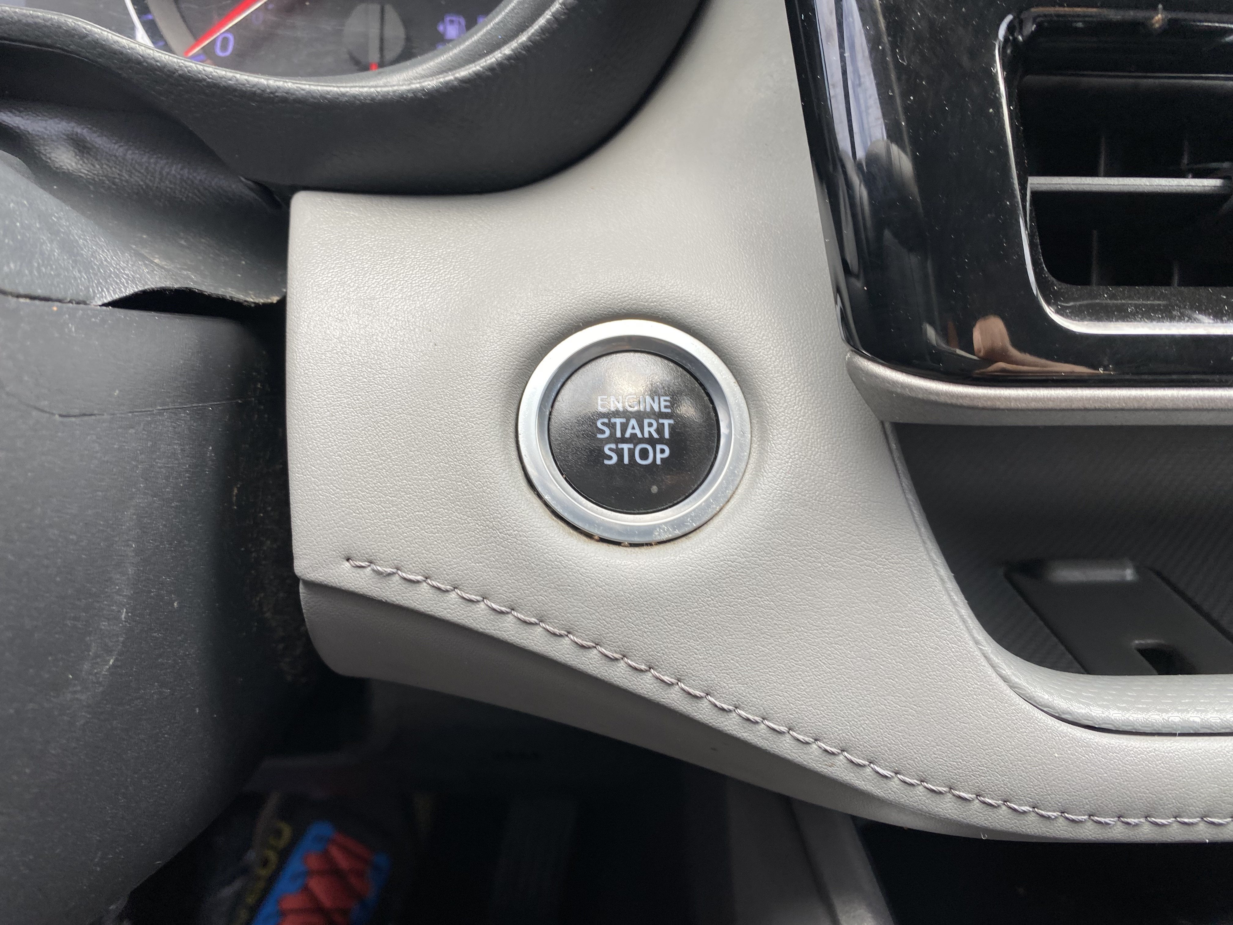 2020 Toyota Highlander L