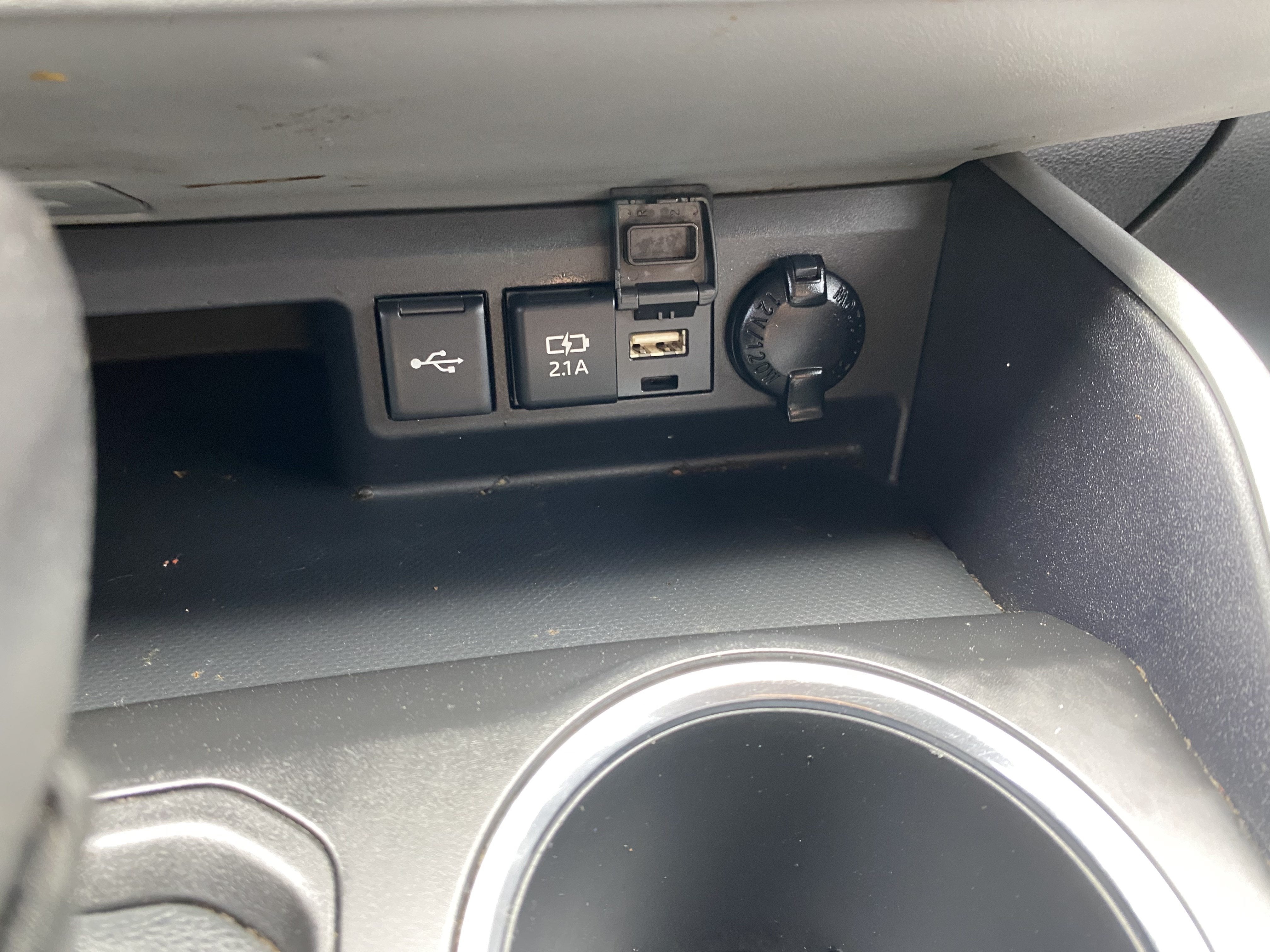 2020 Toyota Highlander L