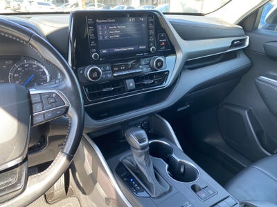 2021 Toyota Highlander Hybrid XLE