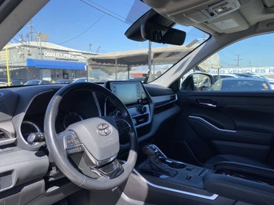 2021 Toyota Highlander Hybrid XLE