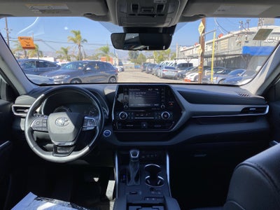 2021 Toyota Highlander Hybrid XLE
