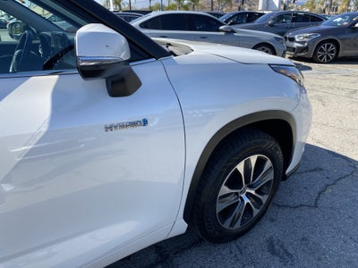 2021 Toyota Highlander Hybrid XLE