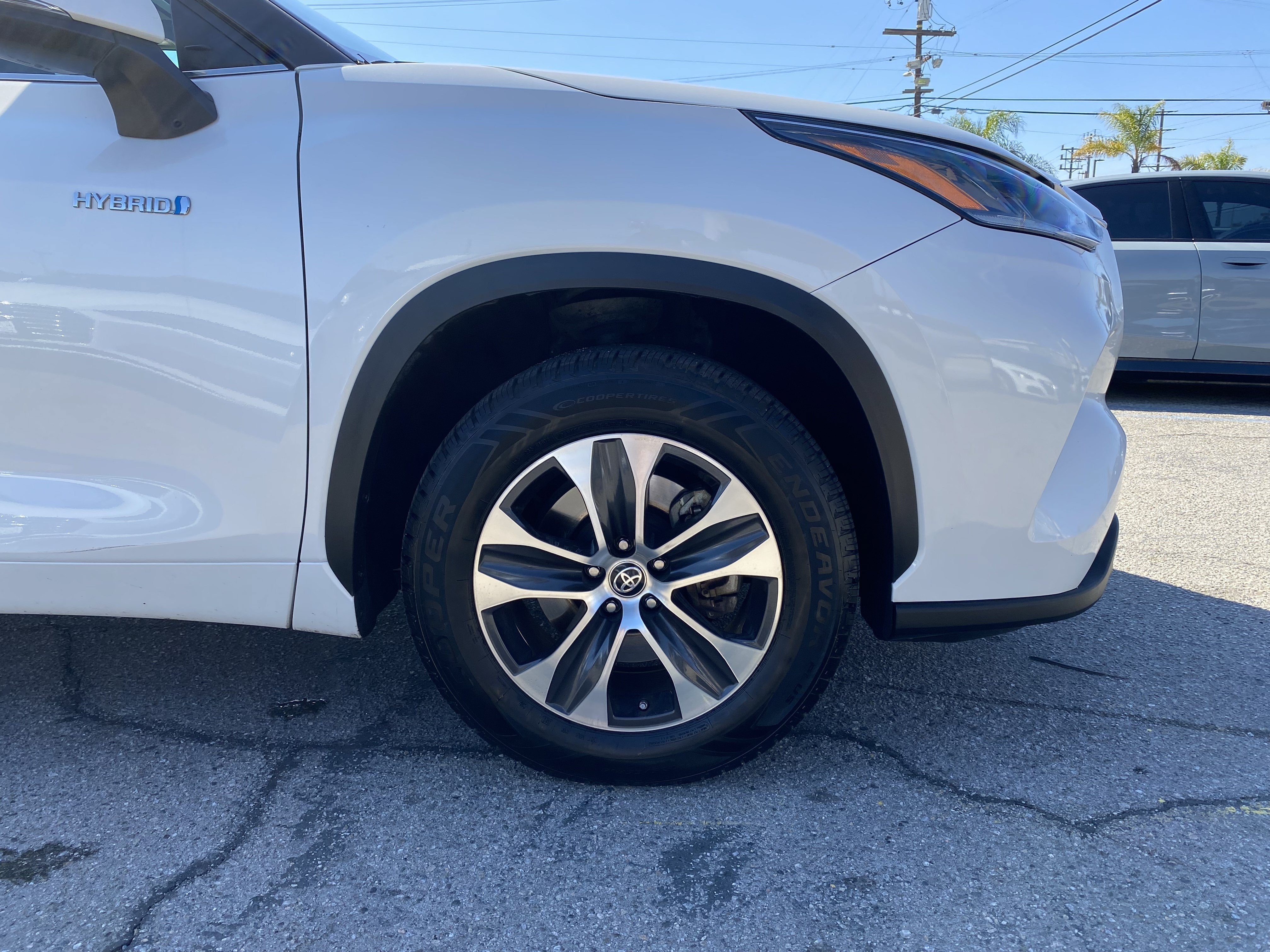 2021 Toyota Highlander Hybrid XLE